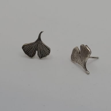 Petites boucles d'oreilles ginkgo biloba – Image 2