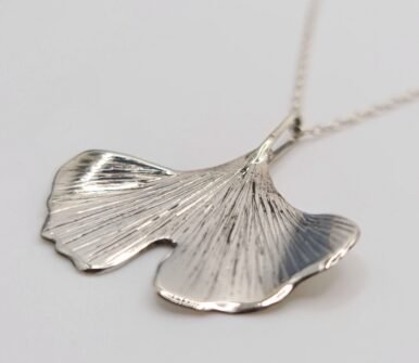 collier ginkgo