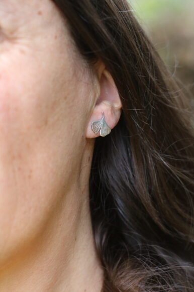 Petites boucles d'oreilles ginkgo biloba – Image 5