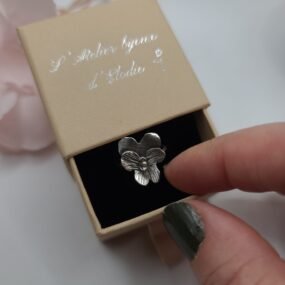 bague florale fleur de pensée en argent 925